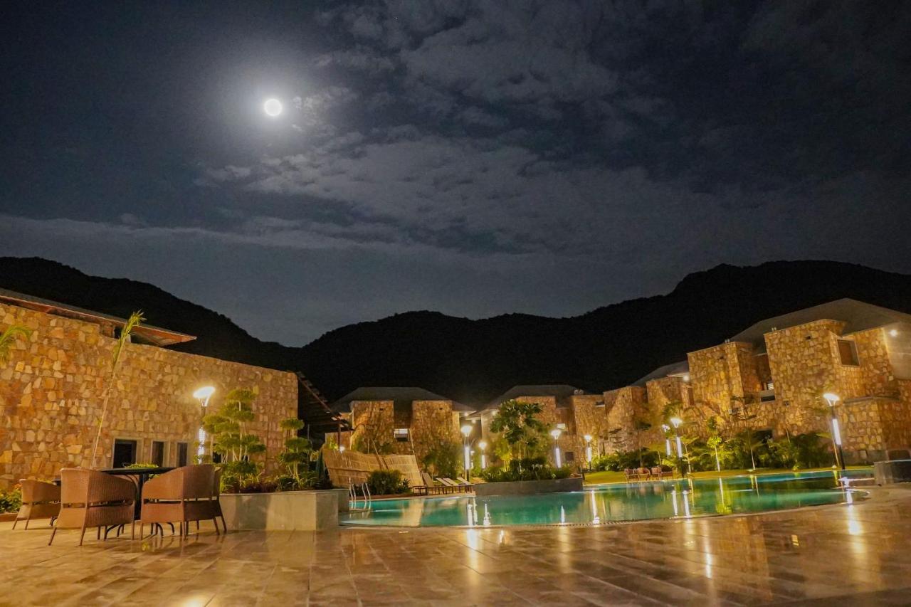 Pushkara Resort And Spa エクステリア 写真