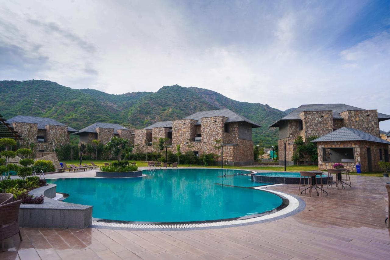 Pushkara Resort And Spa エクステリア 写真