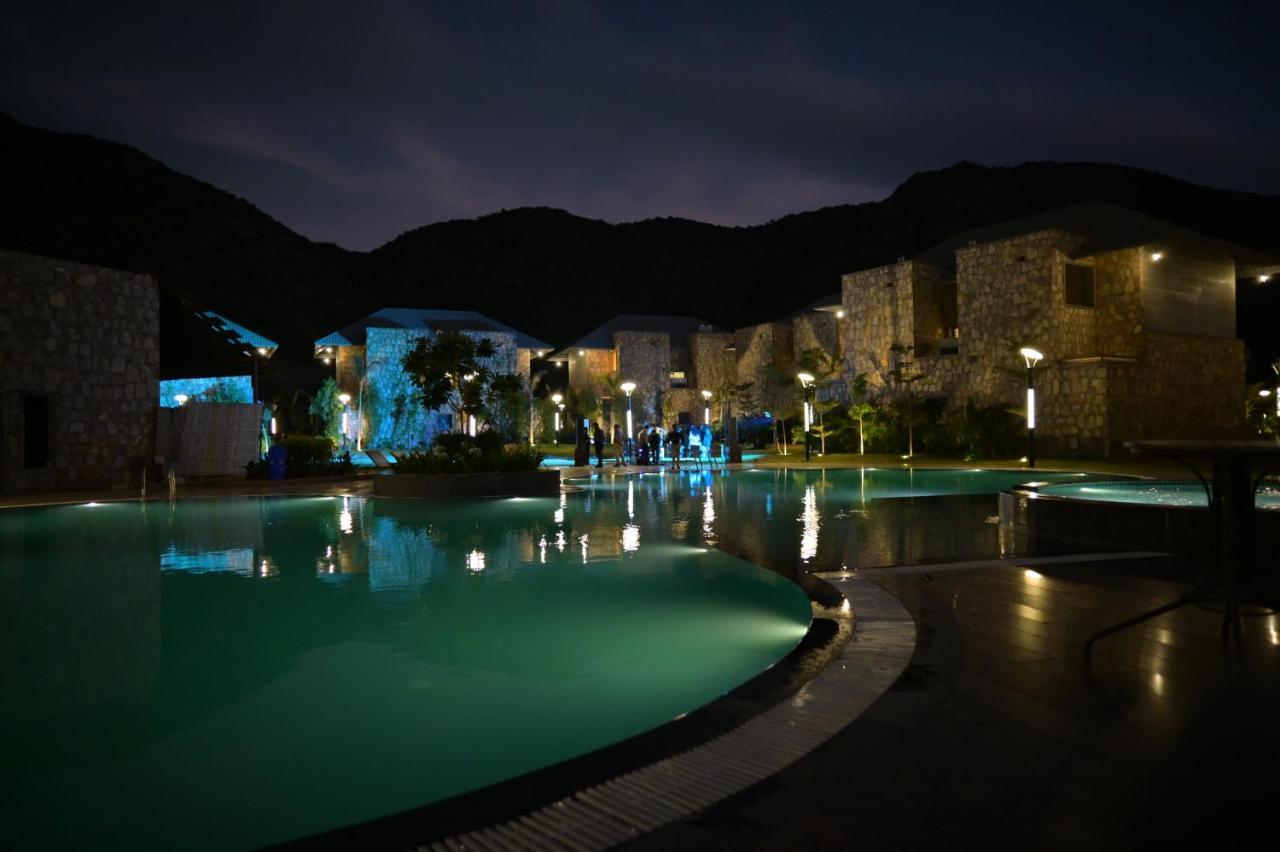 Pushkara Resort And Spa エクステリア 写真