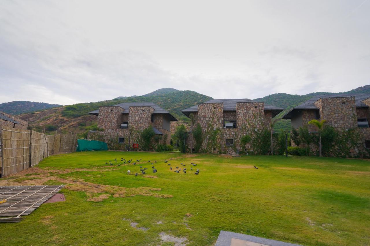 Pushkara Resort And Spa エクステリア 写真
