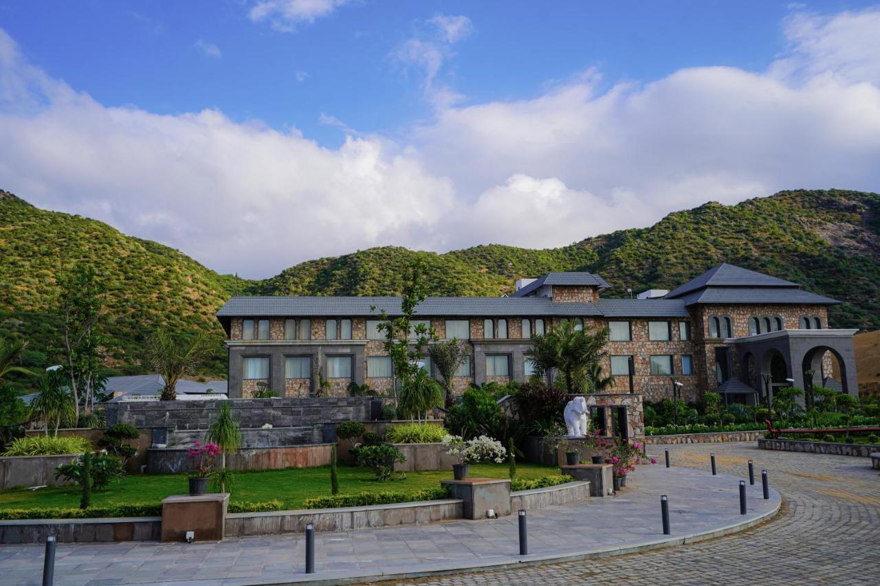 Pushkara Resort And Spa エクステリア 写真