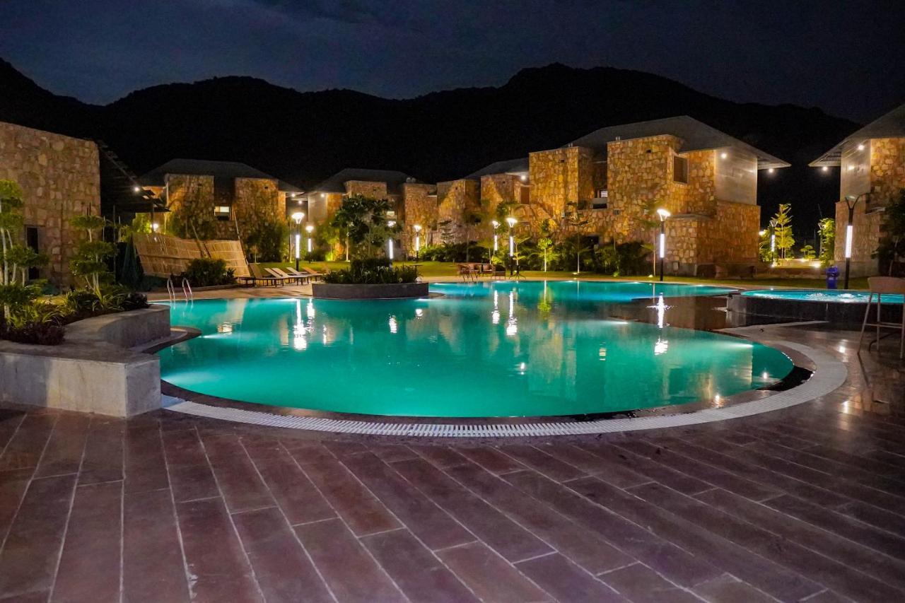 Pushkara Resort And Spa エクステリア 写真