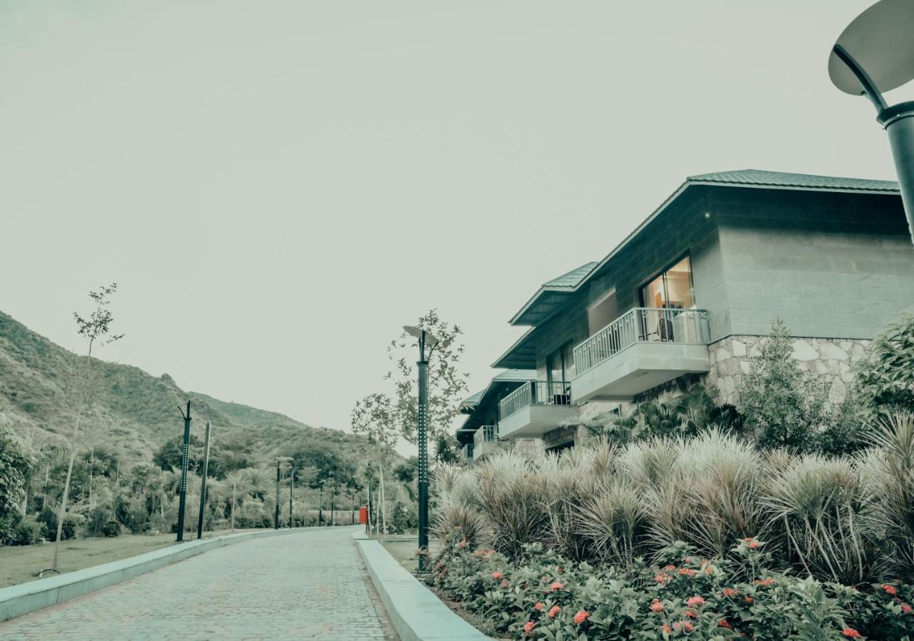 Pushkara Resort And Spa エクステリア 写真