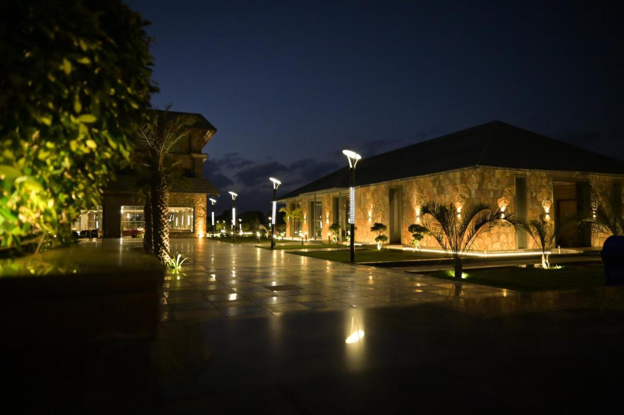 Pushkara Resort And Spa エクステリア 写真